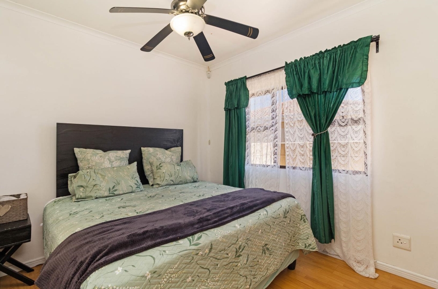 2 Bedroom Property for Sale in Parklands Western Cape